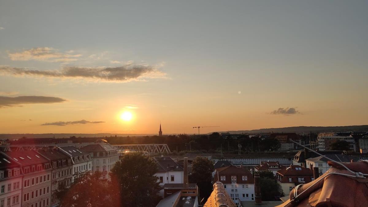 4 Raum Mit Balkon Auf 120sqm In Lage