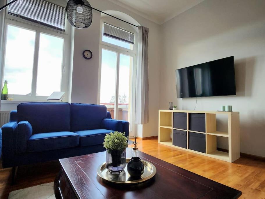 4 Raum Mit Balkon Auf 120sqm In Lage Dresden