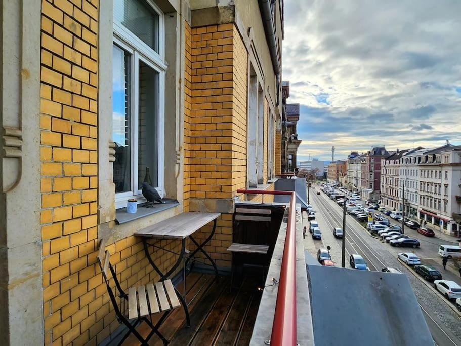 4 Raum Mit Balkon Auf 120sqm In Lage Apartment Dresden